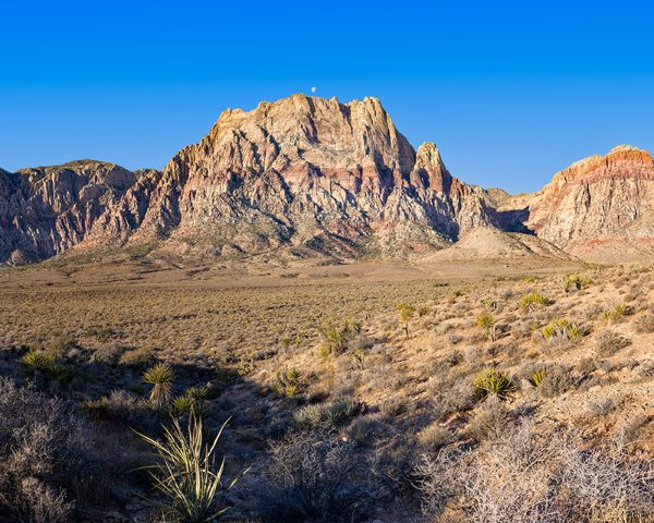 Red Rock Canyon — Find Waldo & Zoom the Moon — gigapixel image preview